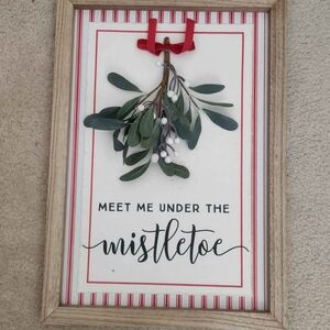 Kirklands Red and Green Mistletoe Wall Sign